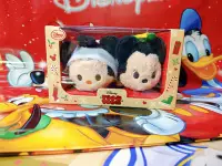 在飛比找Yahoo!奇摩拍賣優惠-*咩的日本小舖* 英國 迪士尼 正版商品 聖誕節 米奇 米妮