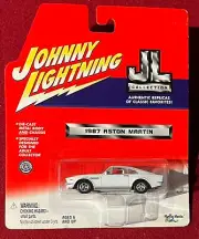 JOHNNY LIGHTNING COLLECTION 1987 ASTON MARTIN WHITE . SEE COMBINED OFFERS!