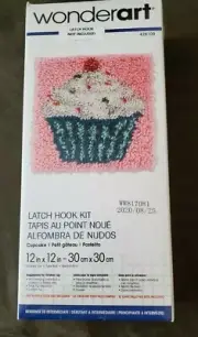 WONDERART Latch Hook Kit Cupcake Design 100% Cotton Canvas 12" X 12" NEW