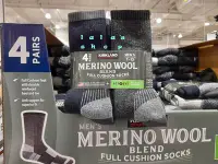 在飛比找Yahoo!奇摩拍賣優惠-KIRKLAND 男羊毛襪 美麗諾羊毛混紡戶外襪(4入/組)