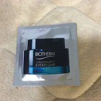 在飛比找Yahoo!奇摩拍賣優惠-BIOTHERM 碧兒泉 黑膜力修護發亮面膜 1.5ml