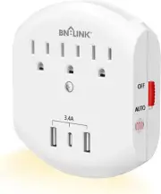 3-Outlet Extender, Multi Plug Outlets with 3 USB Ports (3.4A Total), Dusk-To-Daw