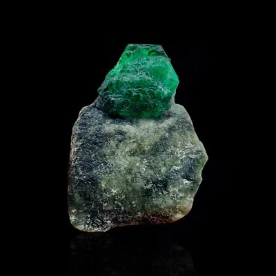 Dazzling Lush green Emerald On Matrix swat Pakistan