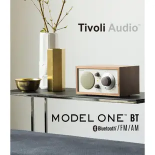 蝦幣十倍送【Tivoli Audio】 Model One BT AM/FM 藍芽桌上型收音機(胡桃木)(白色)