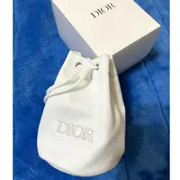 在飛比找蝦皮購物優惠-全新Dior迪奧專櫃水桶化妝包 水桶包 手機包 束口包 現貨