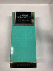 Vintage Jardins de Bagatelle Guerlain Body Talc (3.5 oz)