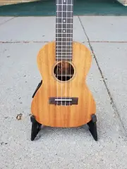 NEW Teton TC003E Concert Mahogany Ukulele w/Electronics & Gig Bag FREE SHIPPING