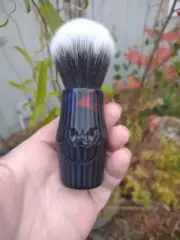 The Grinch Shave Brush With A 26mm Synthetic Knot Artisan Made