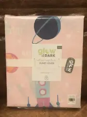 NEW Pottery Barn Kids Girl Glow-in-the-Dark Solar System Twin Duvet Cover, Girl