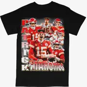 Patrick Mahomes Tee Shirt Kansas City Chiefs NFL Football (V2) T-shirt