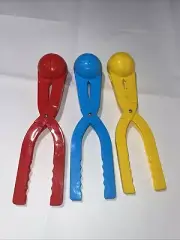 Snowball Maker Tool With Handle For Snow Ball Fights Set Of 3, Red - Blue - Yell