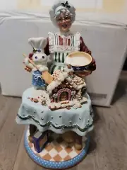 Pillsbury Doughboy Danbury Mint Mrs.CLAUSE 'FAVORITE BAKER 2001 NIB