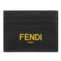 在飛比找momo購物網優惠-【FENDI 芬迪】經典燙印大LOGO小牛皮信用卡名片夾隨身