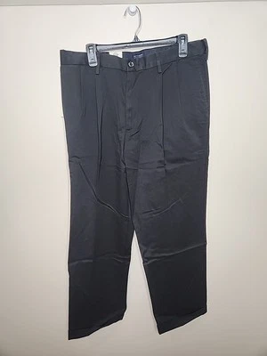 Dockers Men's Pants Relaxed Fit Pleated & Cuffed Comfort Waistband Black 34x32
