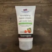 Neutrogena Nourishing Hand Cream With Nordic Berry Non Greasy 2.5 Fl Oz New