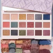 Ciate Editor Palette New England 18 VEGAN Matte Metallic Eyeshadows SHIPS FREE