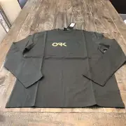 Oakley Men's Locked In B1B LS Tee Green L