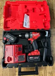 Milwaukee (2604-22) 1/2” Hammer Drill/Driver Kit BRAND NEW!!!