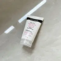 在飛比找蝦皮購物優惠-全新✨ Neutrogena 露得清 深層淨化透亮洗面乳【1