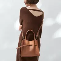 在飛比找momo購物網優惠-【EverSimple】Natalia 側背包 不含內袋(焦