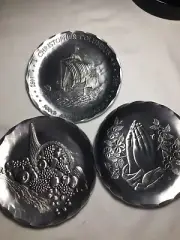 3 Wendell Aug NIB Coasters Christopher Columbus/praying Hands/ Full Cornucopia