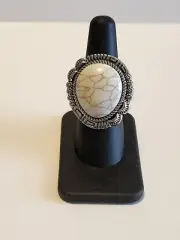 Paparazzi Salt of the Earth Ring - White