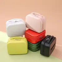 在飛比找PChome24h購物優惠-lussuoso｜手提小行李箱化妝收納包