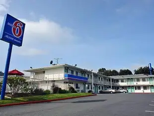 Motel 6-Arcata, CA Cal Poly Humboldt