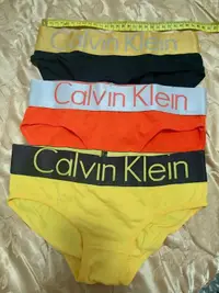 在飛比找露天拍賣優惠-全新Calvin Klein 女用內褲(3件1組價)