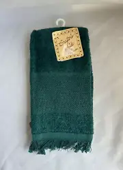 Charles Craft 14 ct Cross Stitch Collectibles FINGERTIP TOWEL- Evergreen 11x18