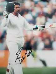 SALIM MALIK SIGNED 8 x10 INCH APPROX CRICKET PHOTO LAI COA ASHES BRADMAN