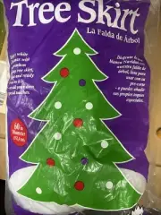 Thick And Lofty Tree Skirt 60inches Diameter. Flame Resistant