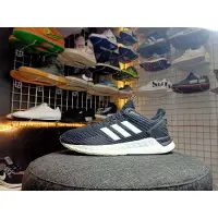 在飛比找蝦皮購物優惠-阿迪達斯 Questar ride Sz43 Sepatu 