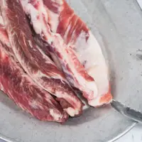 在飛比找蝦皮購物優惠-【丁丁肉舖】西班牙伊比利豬肋條 肋內條 250g