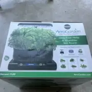 Miracle-Gro Smart Countertop AeroGarden Harvest LED Garden Black