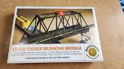 Bachmann HO Over Under Blinking Bridge #46-1222