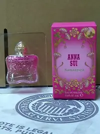 在飛比找Yahoo!奇摩拍賣優惠-香親香愛～～Anna Sui 安娜蘇 安娜花園女香 4ml,