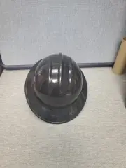 Bullard 3-Rib C33 Full Brim Safety Hard Hat with 6-Point Ratchet Suspension C