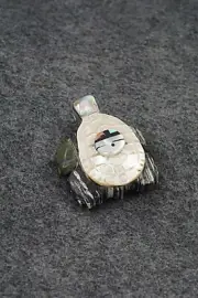 Turtle Zuni Fetish Carving - Darrin Boone
