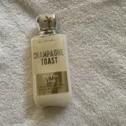 Bath & Body Works Champagne Toast Body Lotion 8oz Pop Fizz Clink