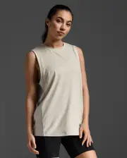 Motion Sport Mesh Tank, 2XU, L, Moon/White, Female