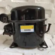 Refrigeration Compressor AEA4440YXC For Tecumseh Black
