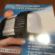 Sharper Image Rechargeable 16-LED Floodlight Model# AU401