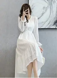 在飛比找Yahoo!奇摩拍賣優惠-韓國 V領 刺繡長袖長洋裝 白色洋裝 連身長裙 連身長洋裝 
