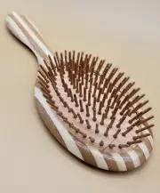 Loma Oval Bamboo Paddle Brush