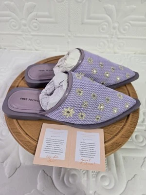 Free People Flat Mules Women Sz 9.5 Becky Daisy Mules Embroidered Flowers Purple