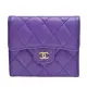 【CHANEL 香奈兒】經典金色雙C LOGO菱格紋粒紋牛皮釦式短夾(紫色AP0231C-VIOLET-GP)