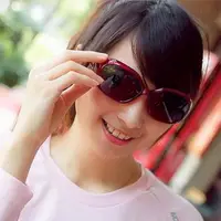 在飛比找森森購物網優惠-女款偏光太陽眼鏡 MIT小花印紋包覆框 抗UV400 防眩光