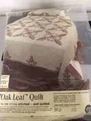 VTG PARAGON NEEDLE CRAFT KIT OAK LEAF QUILT TOP Single BED 01190