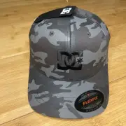 DC Shoes YOUTH Gray Black Camo Stretch Fitted Skate Retro Hat Logo FlexFit SEE